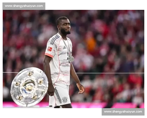 合同年博弈：皇马切尔西围猎乌帕梅卡诺，拜仁陷签字费困局