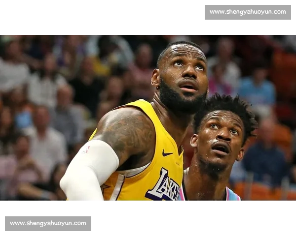 湖人对决热火总决赛G2全场回放关键瞬间深度解析战术博弈与球星表现盘点